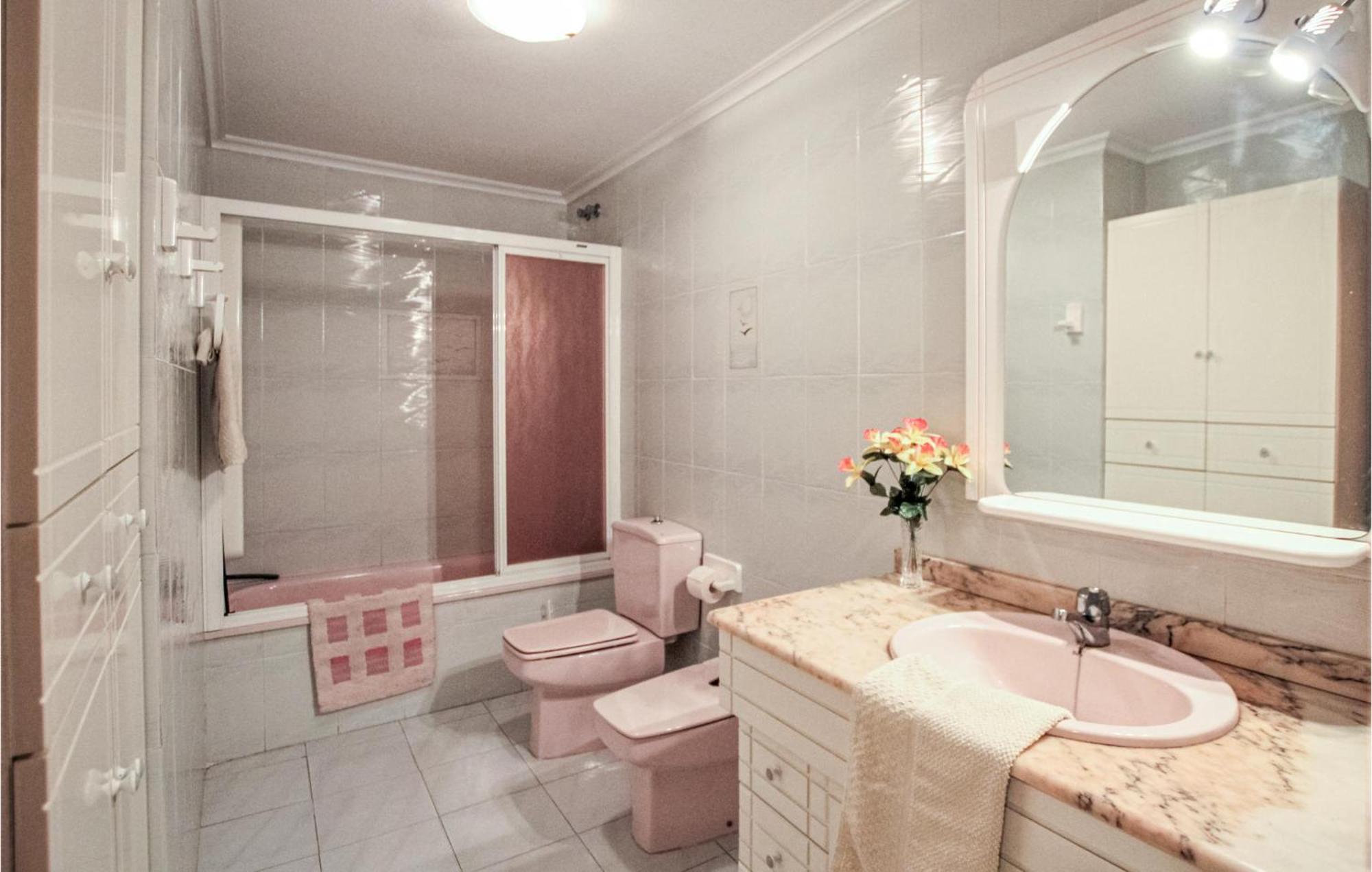 Beautiful Apartment In Santa Pola With Wifi Exterior foto